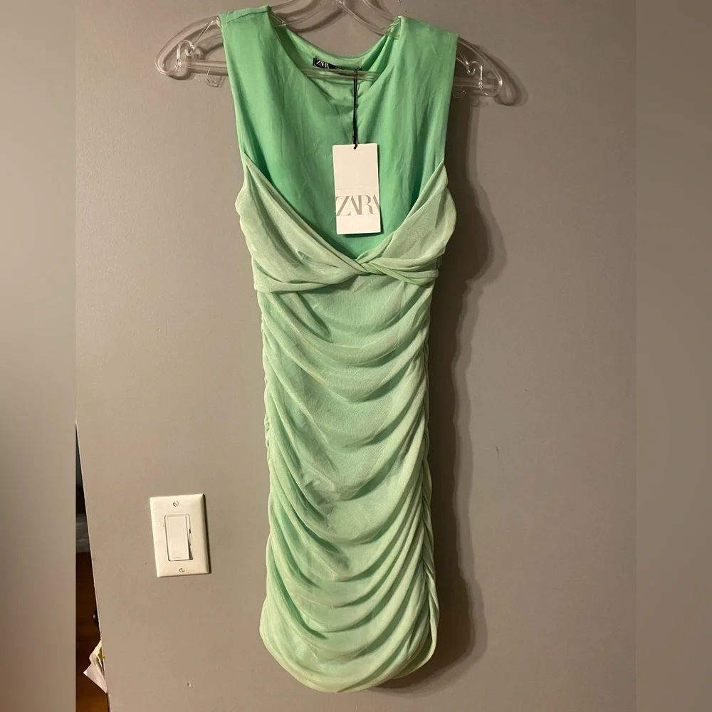 NWT Zara dress us med Green Party/cocktail mesh overlay NWT made in Romania - Picture 2 of 15